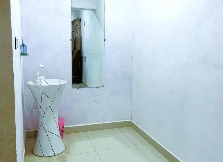 Отель Aamrakunj Gir Resort