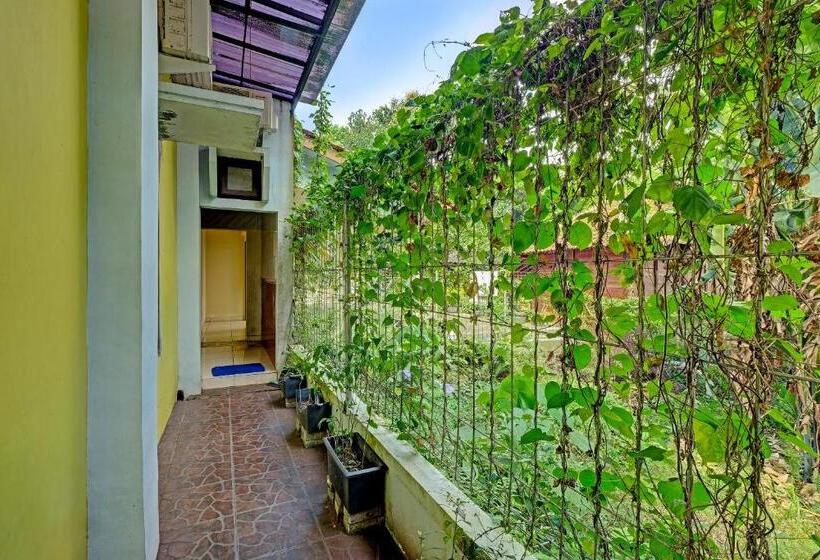 هتل Oyo 91522 Candi Gebang Guesthouse