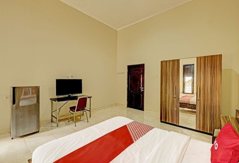 هتل Oyo 91522 Candi Gebang Guesthouse