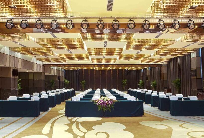 فندق Ramada Plaza By Wyndham Xi An South