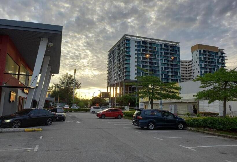 هتل Sunset View 969 Pd Waterfront