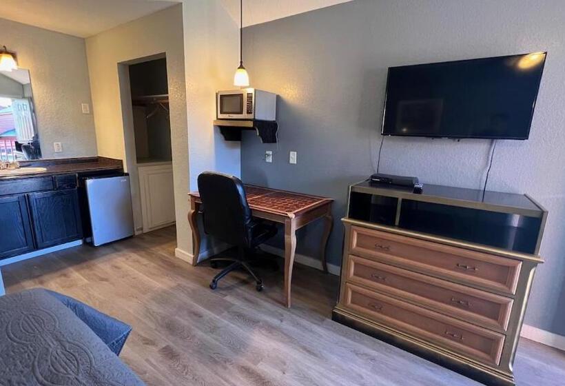 호텔 Texas Lodge Kenedy