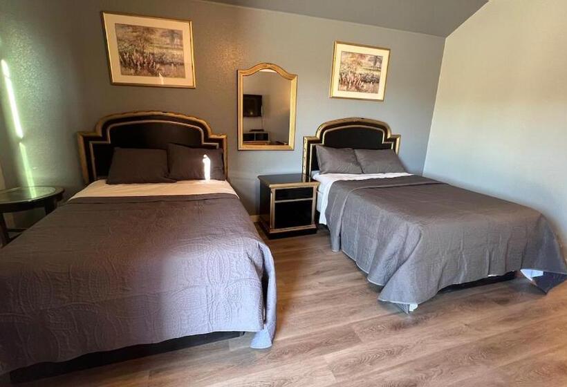 호텔 Texas Lodge Kenedy