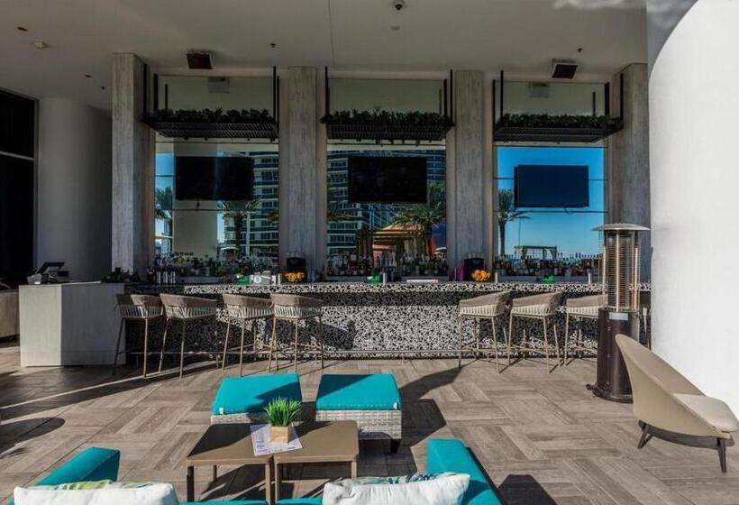 Miami Magic Oasis