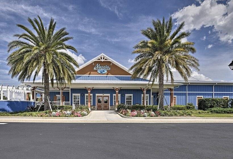 Golf Cart & Pool Access: The Villages Home!