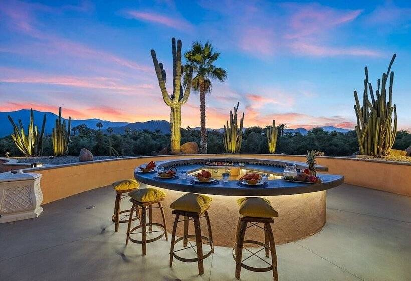 Eccentric Estate By Avantstay Empire Polo Views