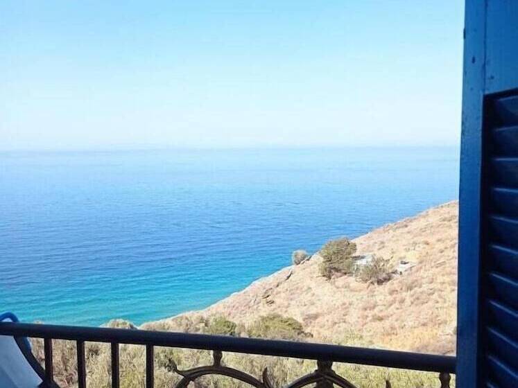 فندق Andros Seaview