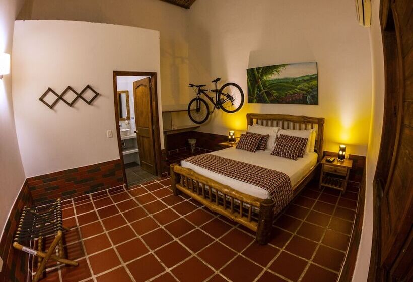 هتل Brisas La Gaviota Mariquita Tolima