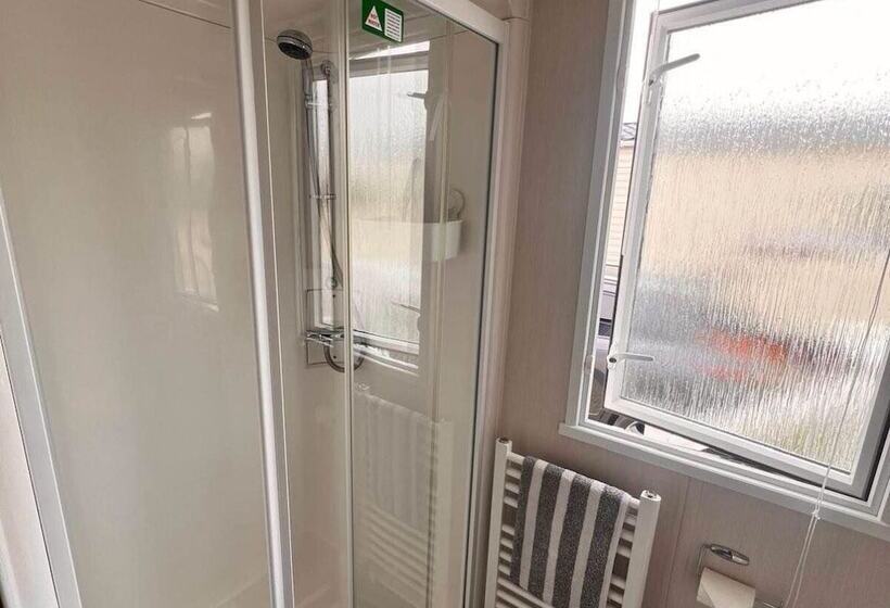 فندق Rockley Park In Poole Static Caravan
