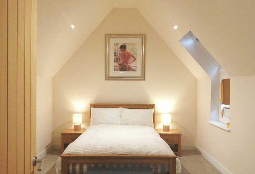 דירת נופש The Highlands, 5 Bed 5 Bath, Large Spacious House
