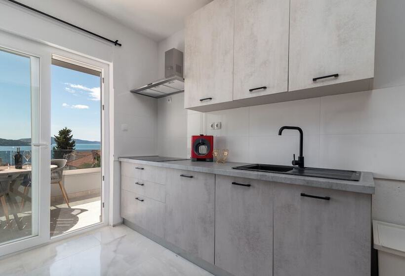 مبيت وإفطار Villa Eight By Villa Kuzmanic