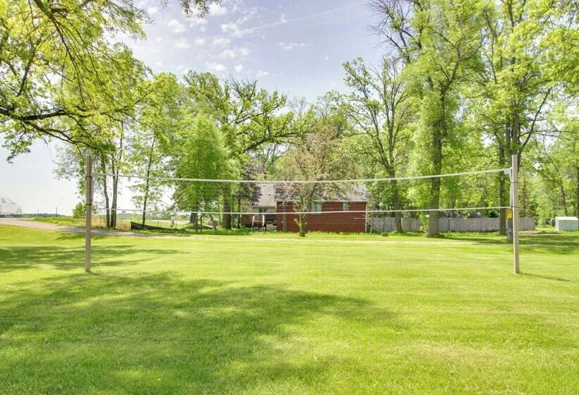 Garrison Cabin On Mille Lacs Lake W/ Shared Dock!