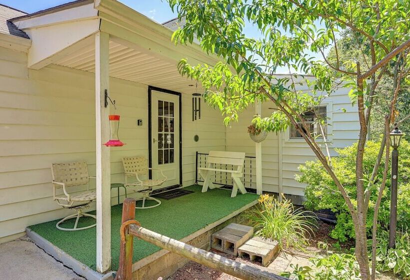 Family Fancy Gap Cottage W/ Deck   Pets Welcome!
