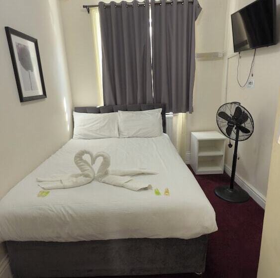 هتل Oban Victoria