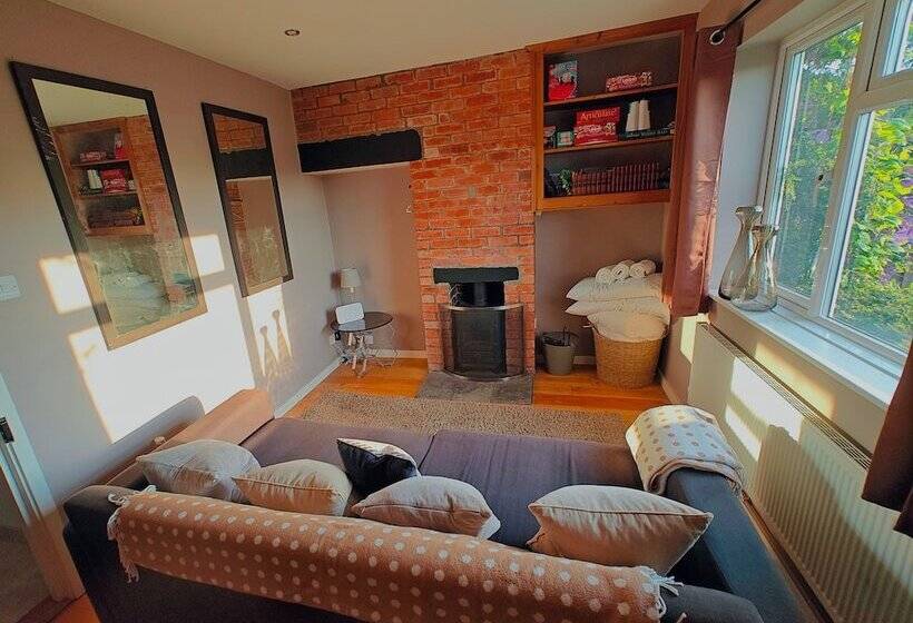 레지던스 King Arthur S Rest   Sleeps 10, Hot Tub & Garden