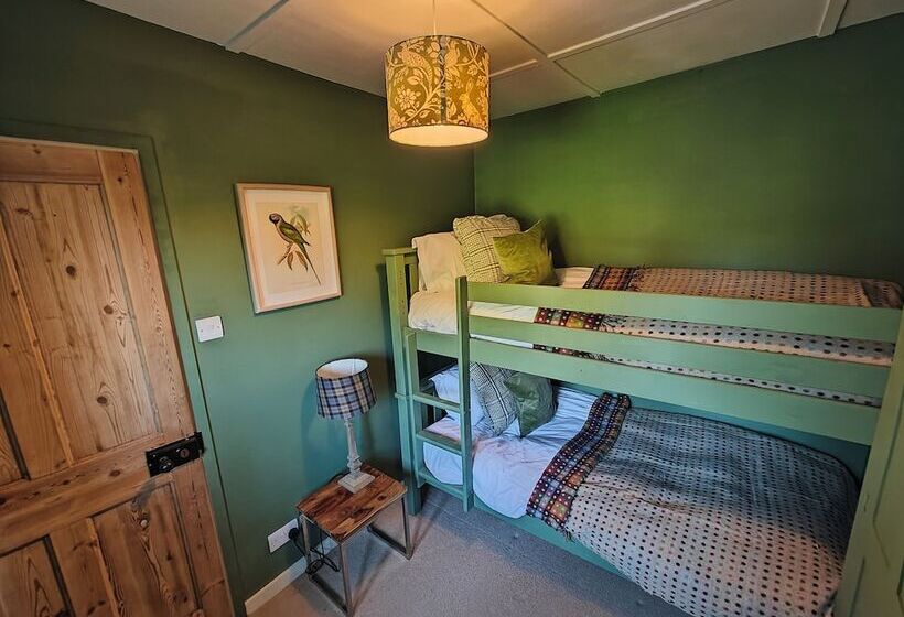 레지던스 King Arthur S Rest   Sleeps 10, Hot Tub & Garden