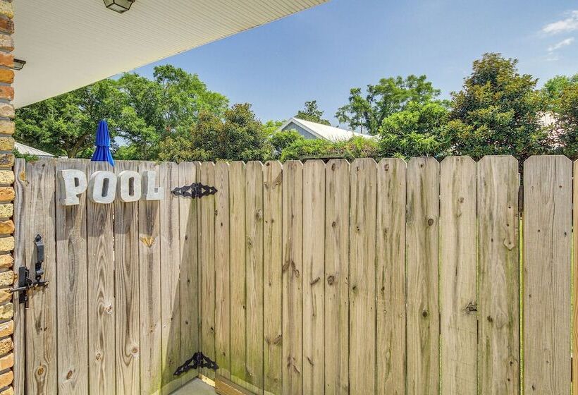 Spacious Bay St Louis Home   1/2 Mi To Old Town!