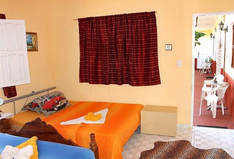 Hostal Mary Mar Trinidad