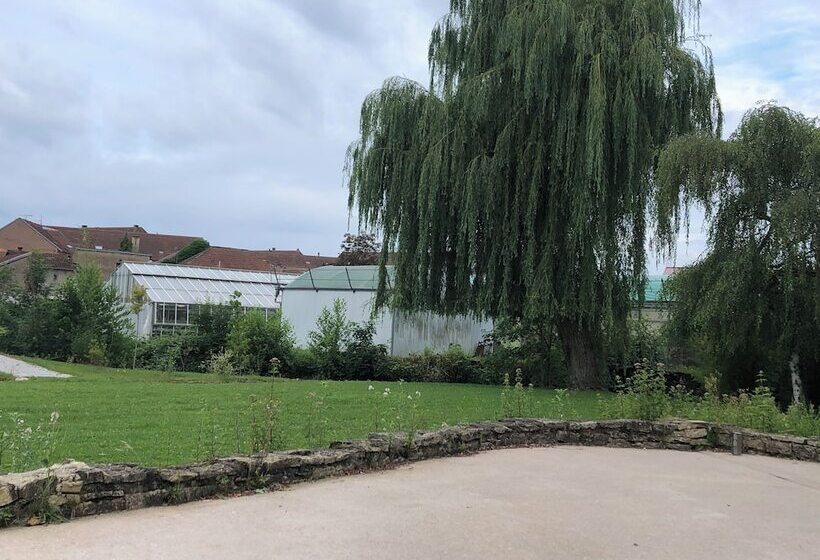 Motel De L Eau Vive