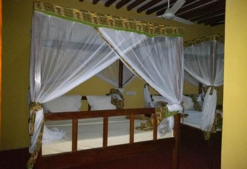 مبيت وإفطار Mpole Bungalows