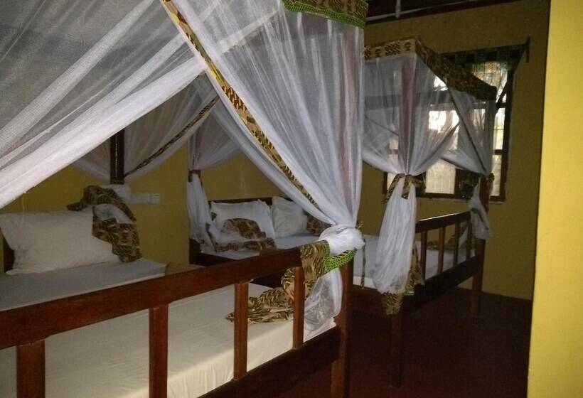 مبيت وإفطار Mpole Bungalows