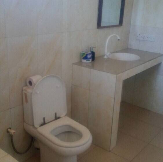 مبيت وإفطار Mpole Bungalows