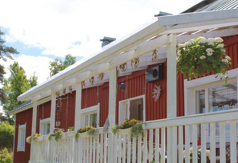 ベッドアンドブレックファースト Wanha Autti Camping Rovaniemi