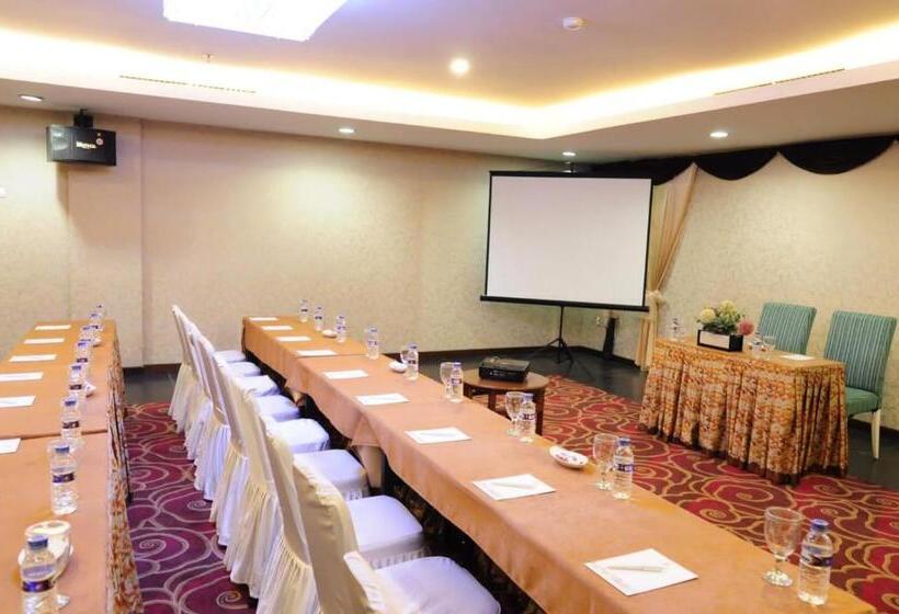 هتل Asialink Premier