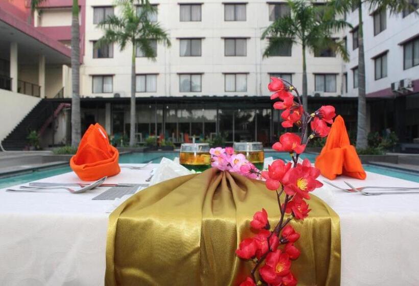 هتل Asialink Premier