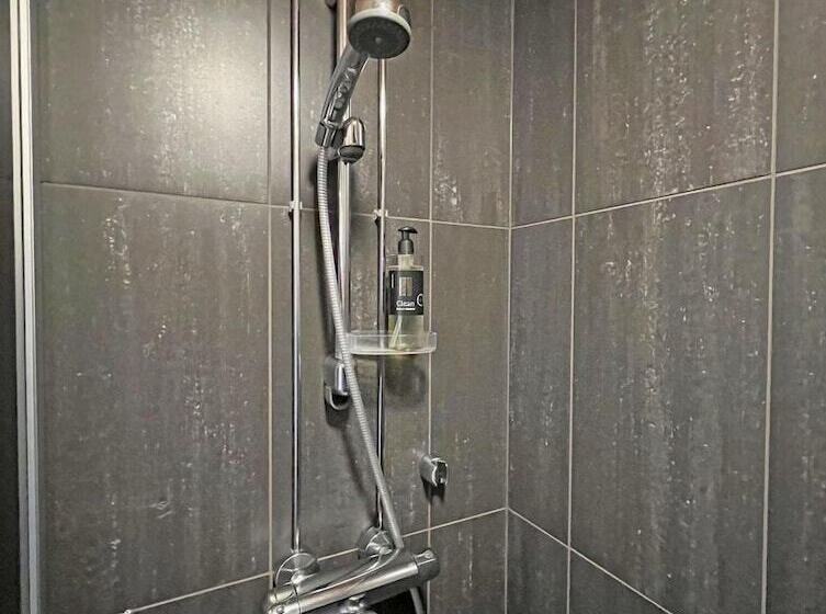 ホテル Li Vuorikelo