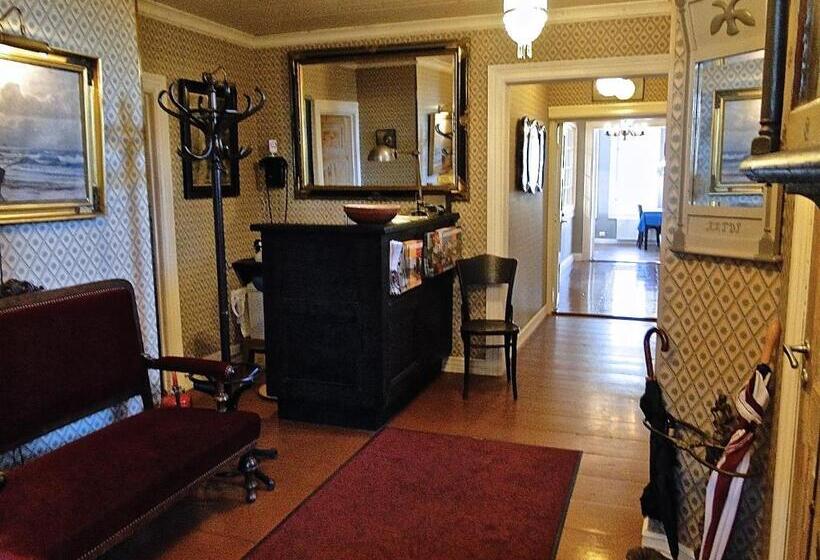 酒店 & Cafe Lanterna