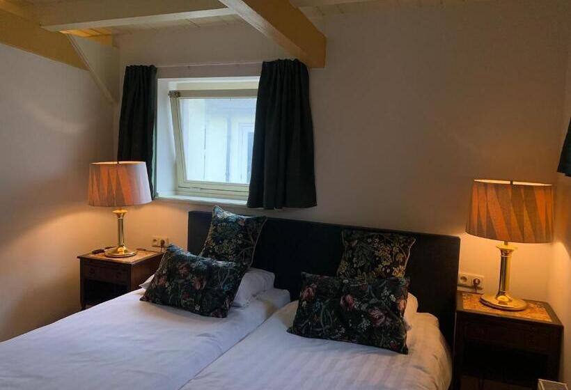 هتل De Gulden Waagen