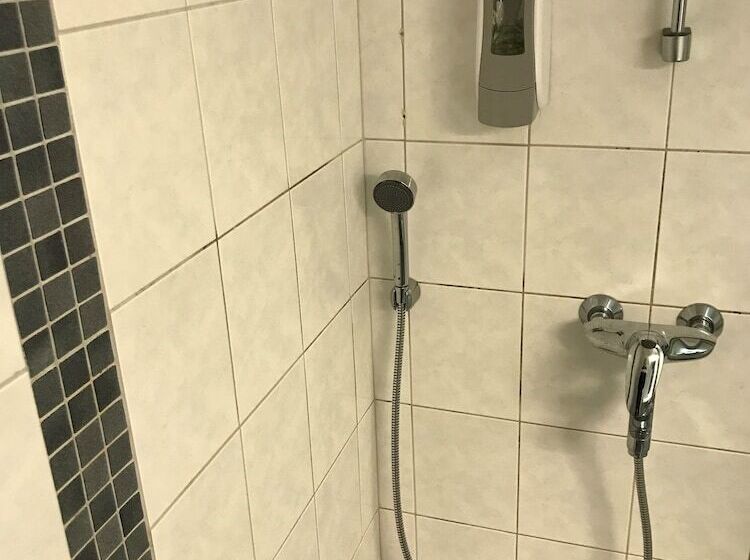 בית מלון כפרי Li Kiteenhovi