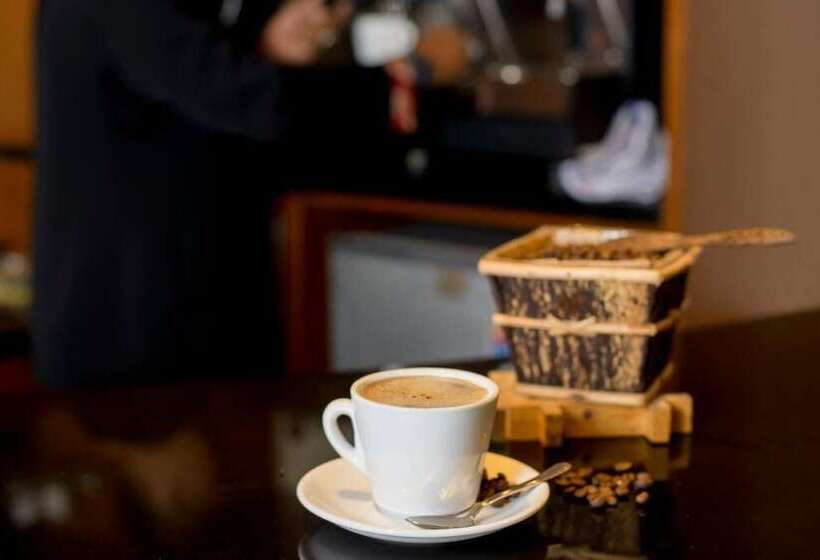 هتل Puri Kiic Golf View