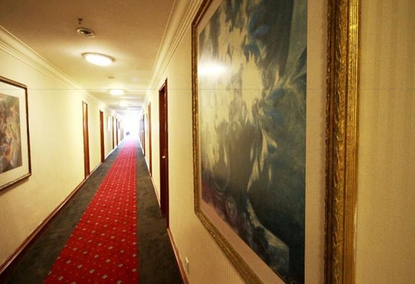 فندق The Katerina