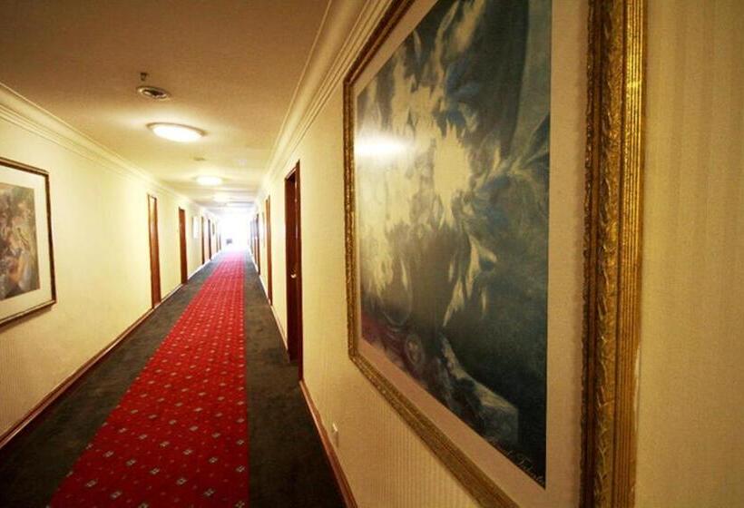 فندق The Katerina