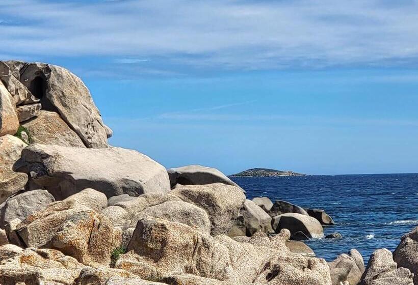 ベッドアンドブレックファースト Chambres D Hôtes Villa Les Rosiers   Garance