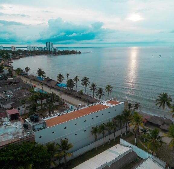 هتل Provenza Coveñas