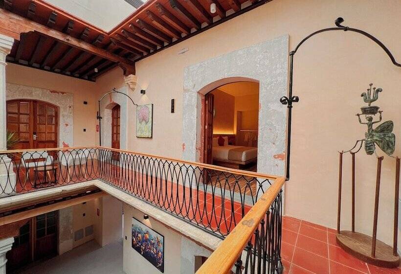 هتل Sauvé Casa Boutique