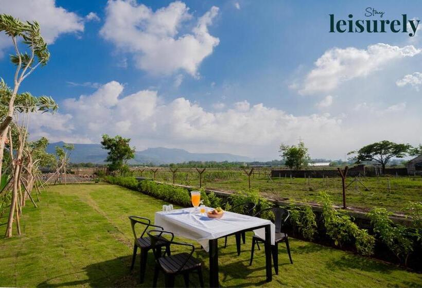 בית מלון כפרי Stay Leisurely   Pavilion By The Hills, Lonavala   Stadium View Rooms