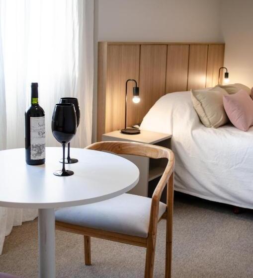 هتل W&h Casa De Huéspedes