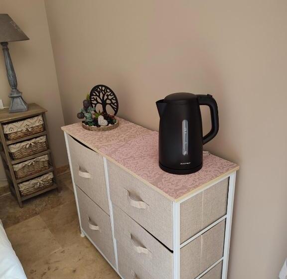 Bed and Breakfast Chez Brigitte Chambre D Hôte Avec Cour Privative,piscine