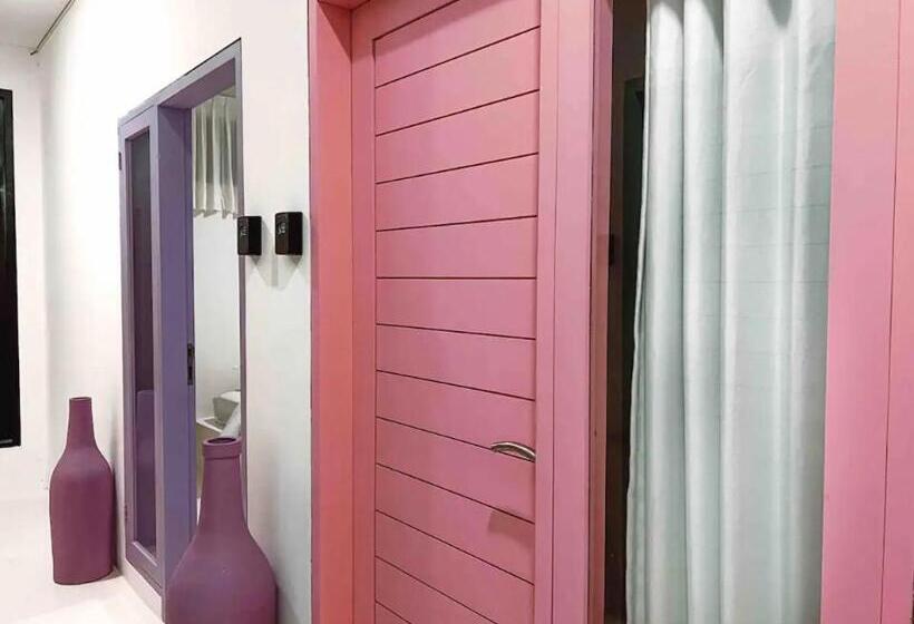 تختخواب و صبحانه Elias House In Gang Mango
