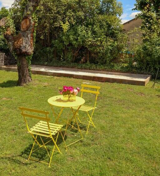 住宿加早餐  Un Coin De Paradis En Dordogne