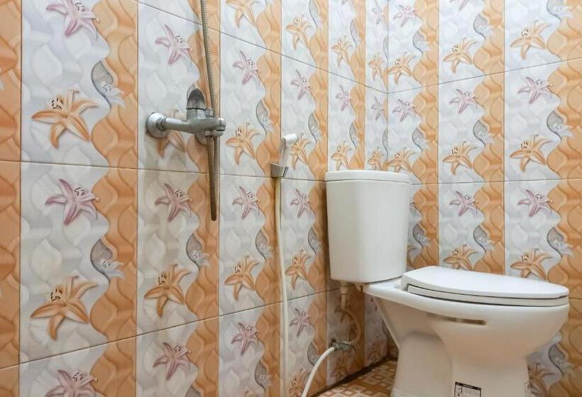 هتل Aroel Homestay Mitra Reddoorz