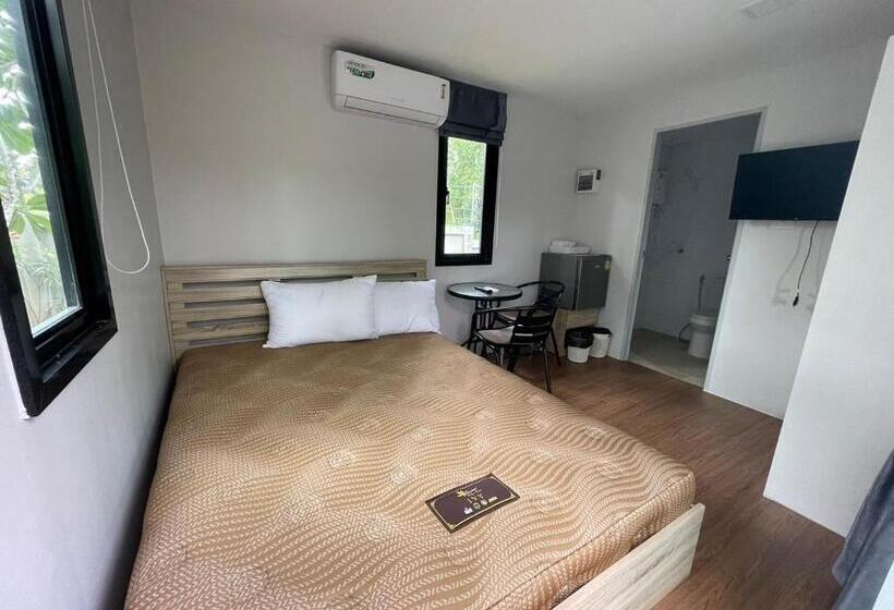 فندق Bannrai Tayai Cafe And Resort