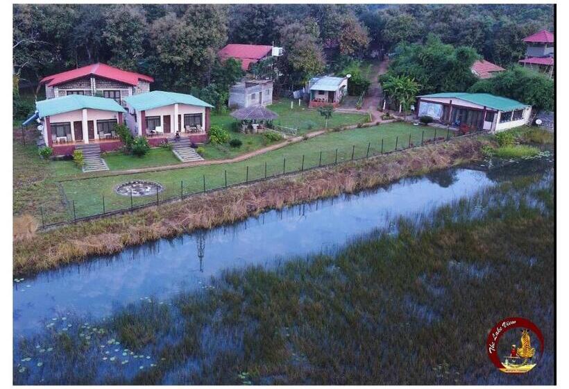בית מלון כפרי The Lake View Tadoba