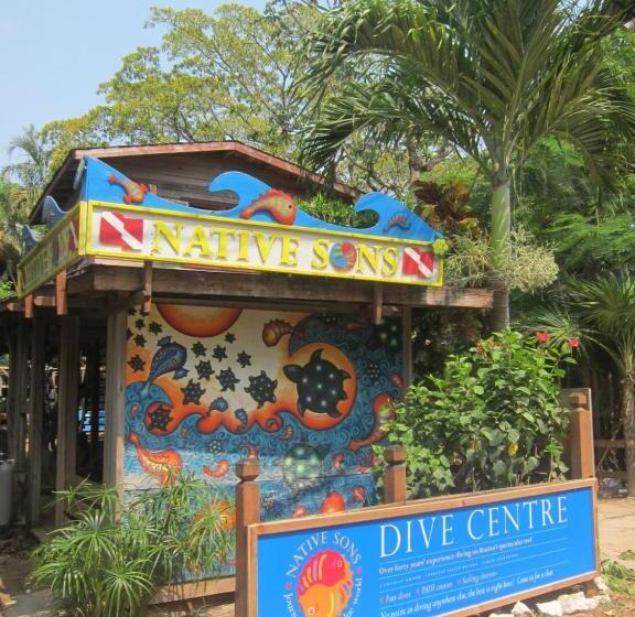 هتل Chillies And Native Sons Diving