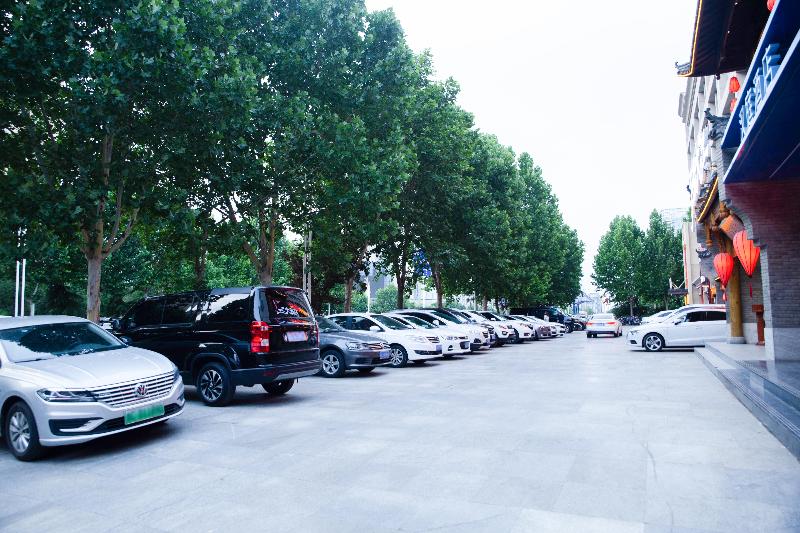 ホテル Hanting  Zibo Lutai Avenue