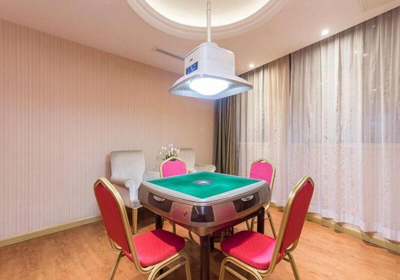 Vienna International Hotel Zhuzhou Railway Station Central Plaza